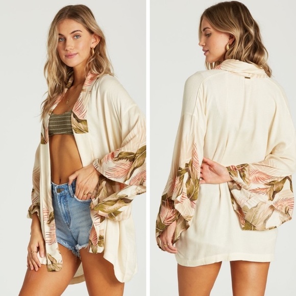 Billabong Other - ⬇️🆕 BILLABONG M/L Ko Ko Mo Kimono 🆕